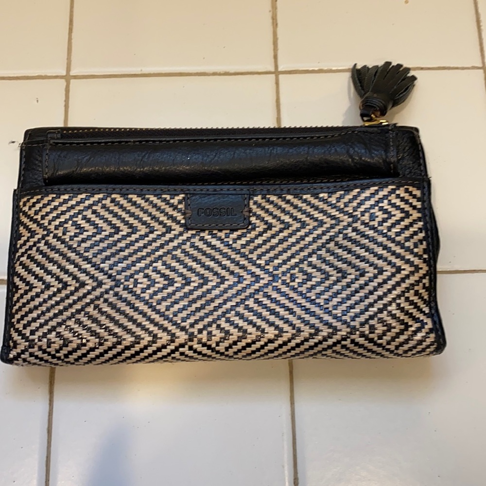 Fossil wallet organizer 7x4”